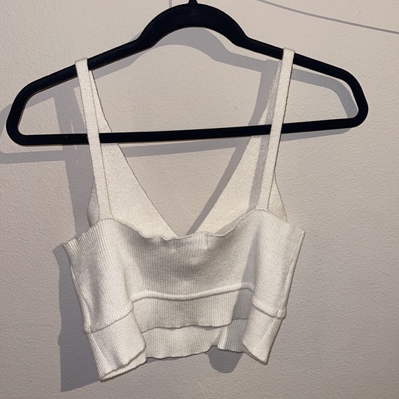 White Ribbed Knit Cropped Shirt Size XL - Picture 8 of 8